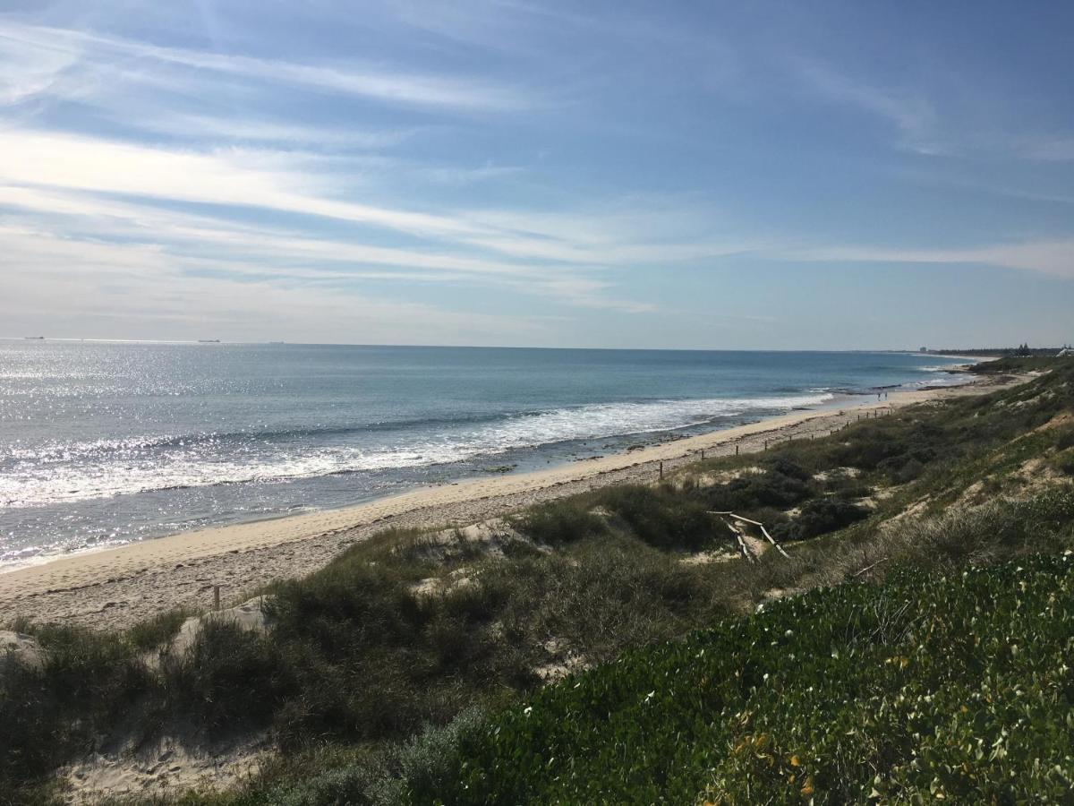 A Pousada Ocean Beach Backpackers Perth Exterior foto